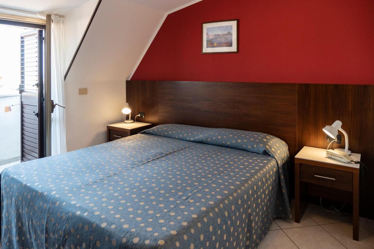Hotel Mare Blu Francavilla Al Mare Exterior photo
