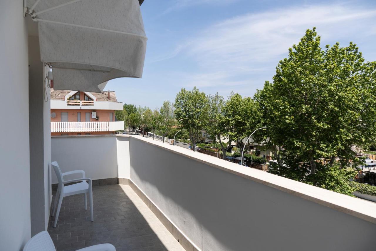 Hotel Mare Blu Francavilla Al Mare Exterior photo